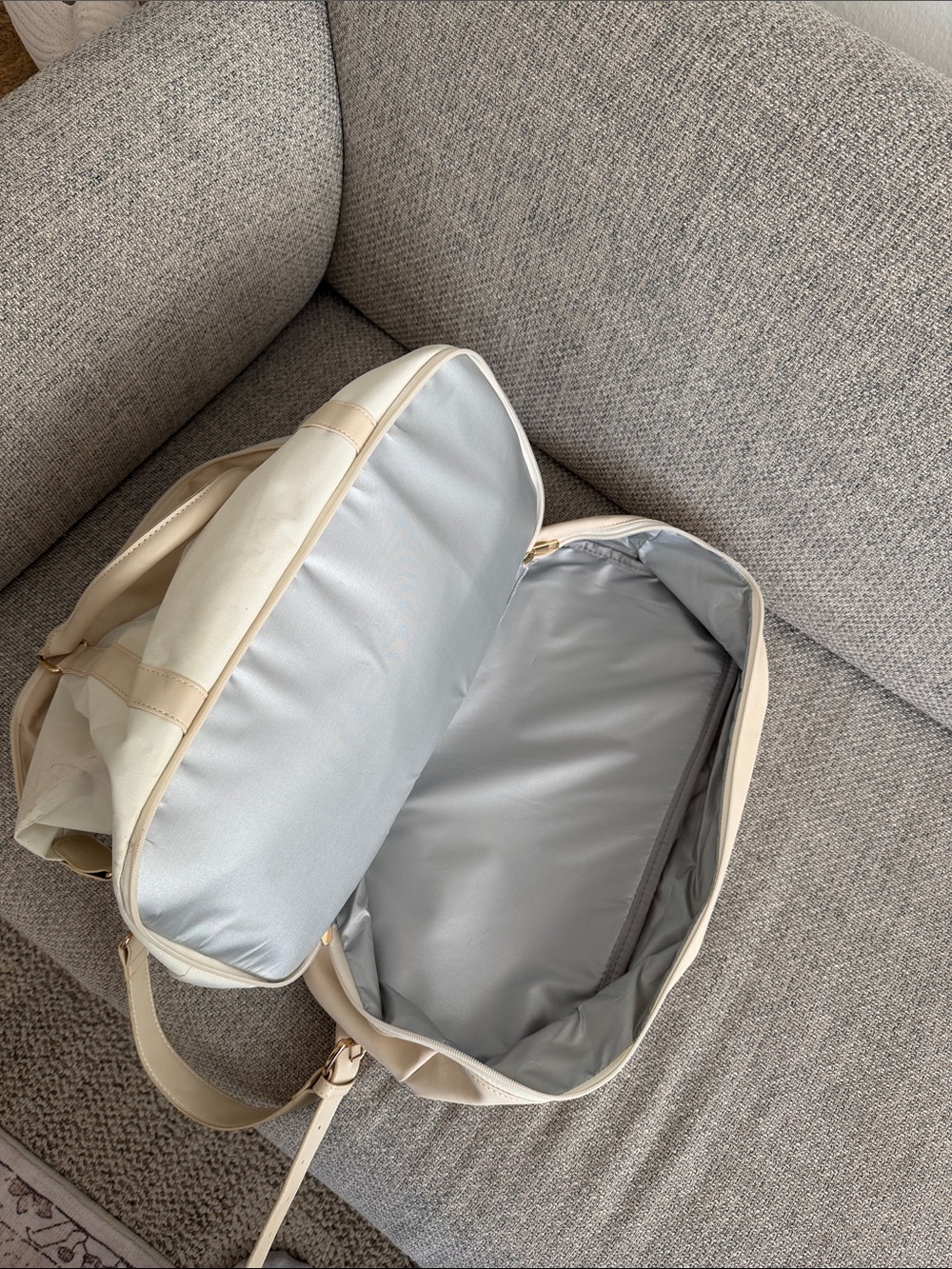 Weekender Duffle Bag - Picture 11 of 11